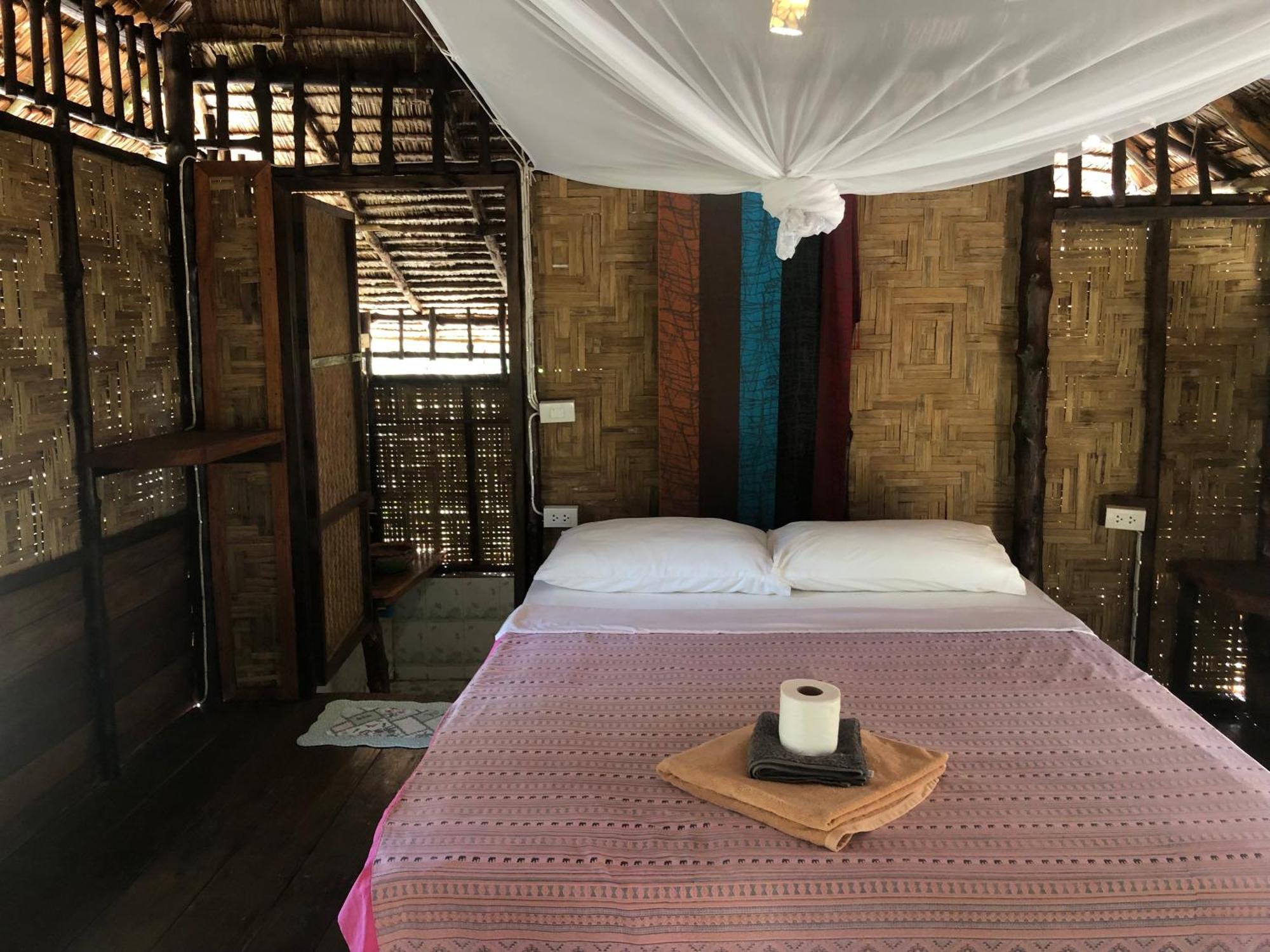 Horizon Eco Resort Ko Phra Thong Bagian luar foto
