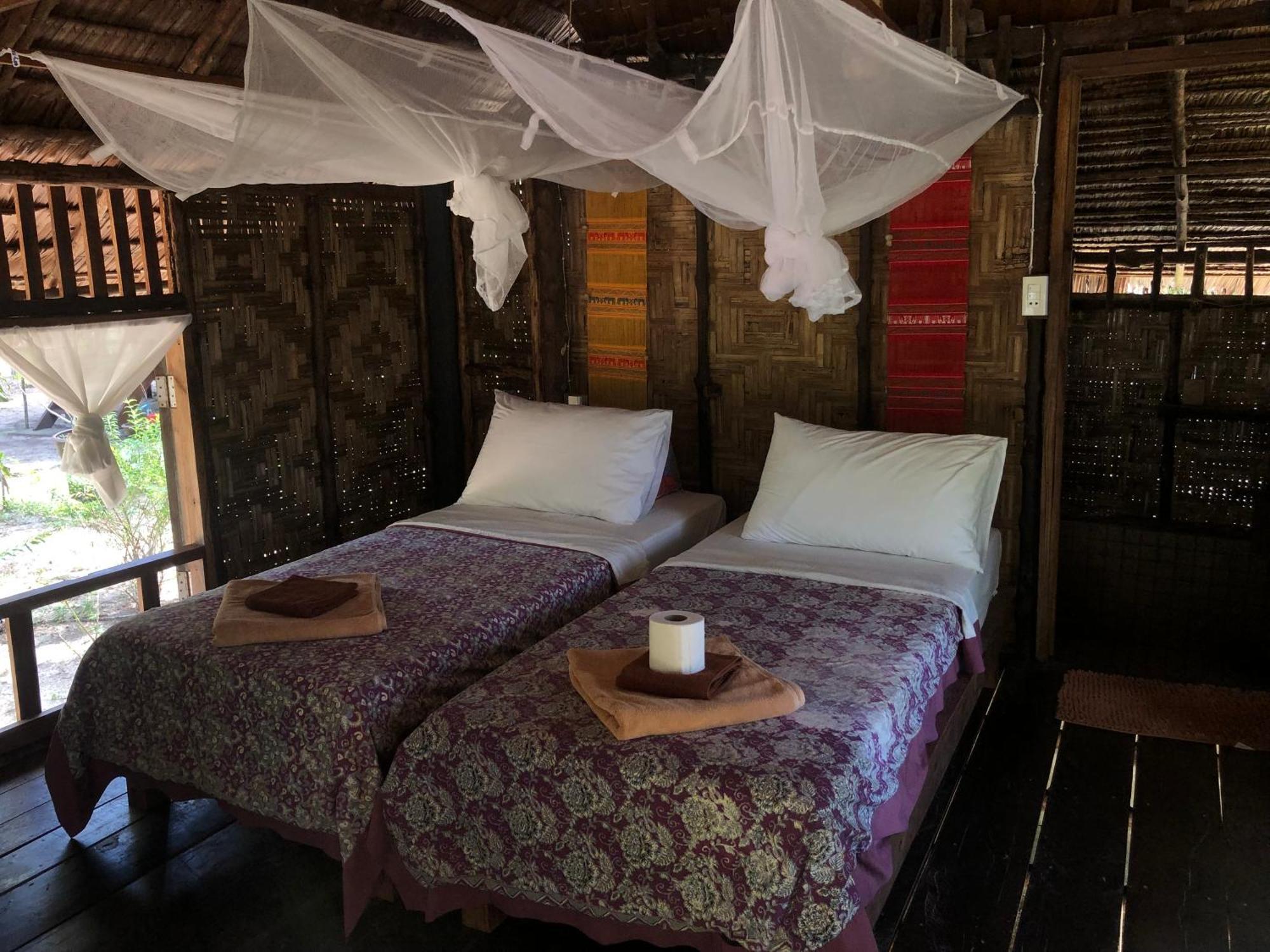 Horizon Eco Resort Ko Phra Thong Bagian luar foto