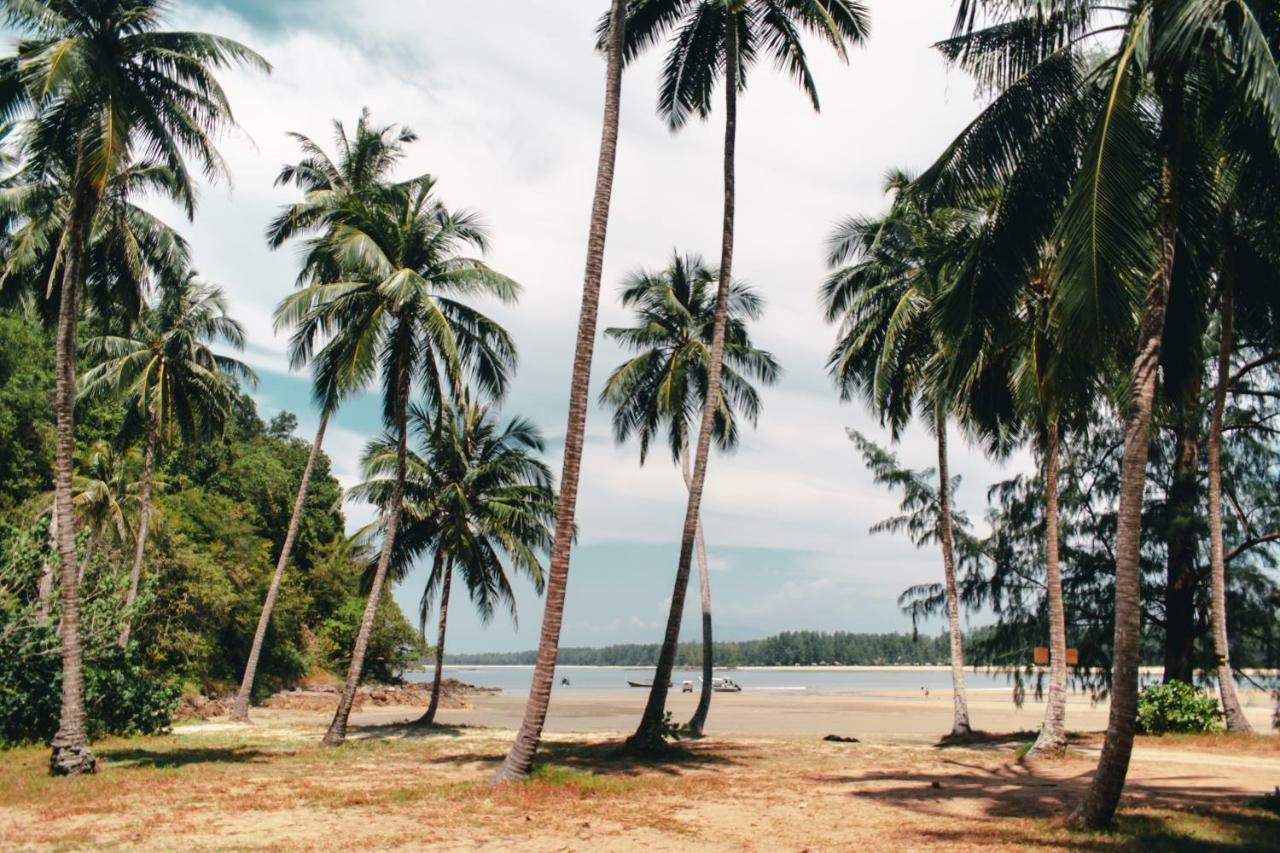 Horizon Eco Resort Ko Phra Thong Bagian luar foto